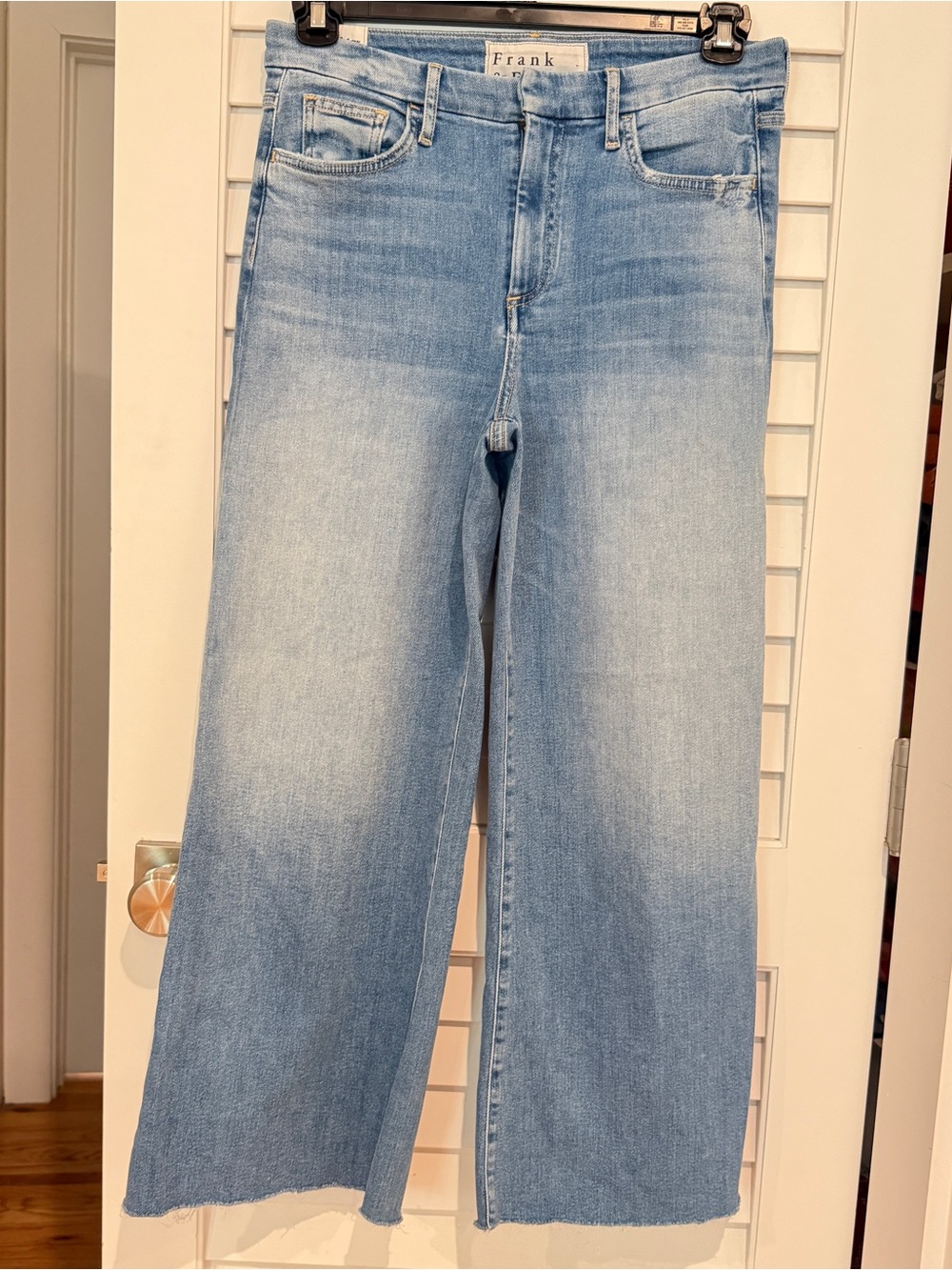 Frank & Eileen Galway Wide Leg Jeans Sz 29 x 26 Cropped Light Wash Raw Hem